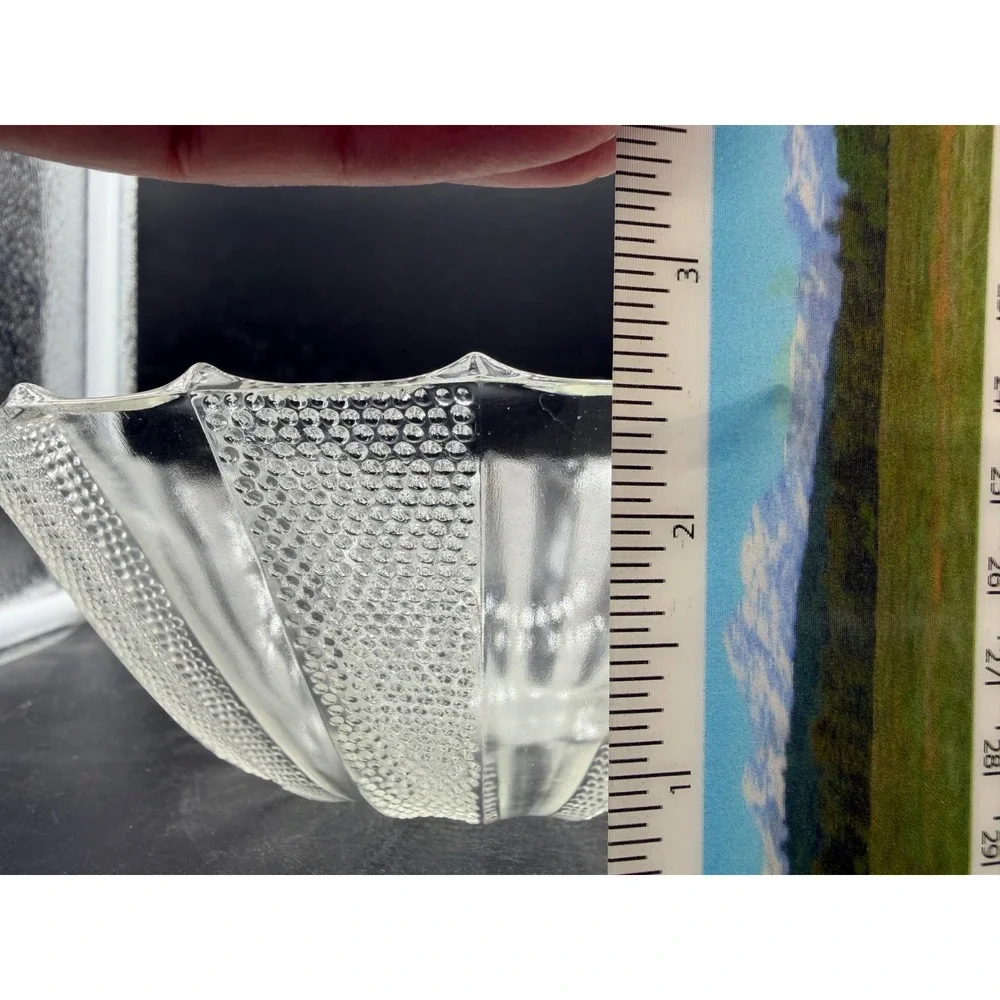 Vintage Clear Glass Scalloped Bowl Textured Stippled Stripe‎ Sunburst 8.5 Inch